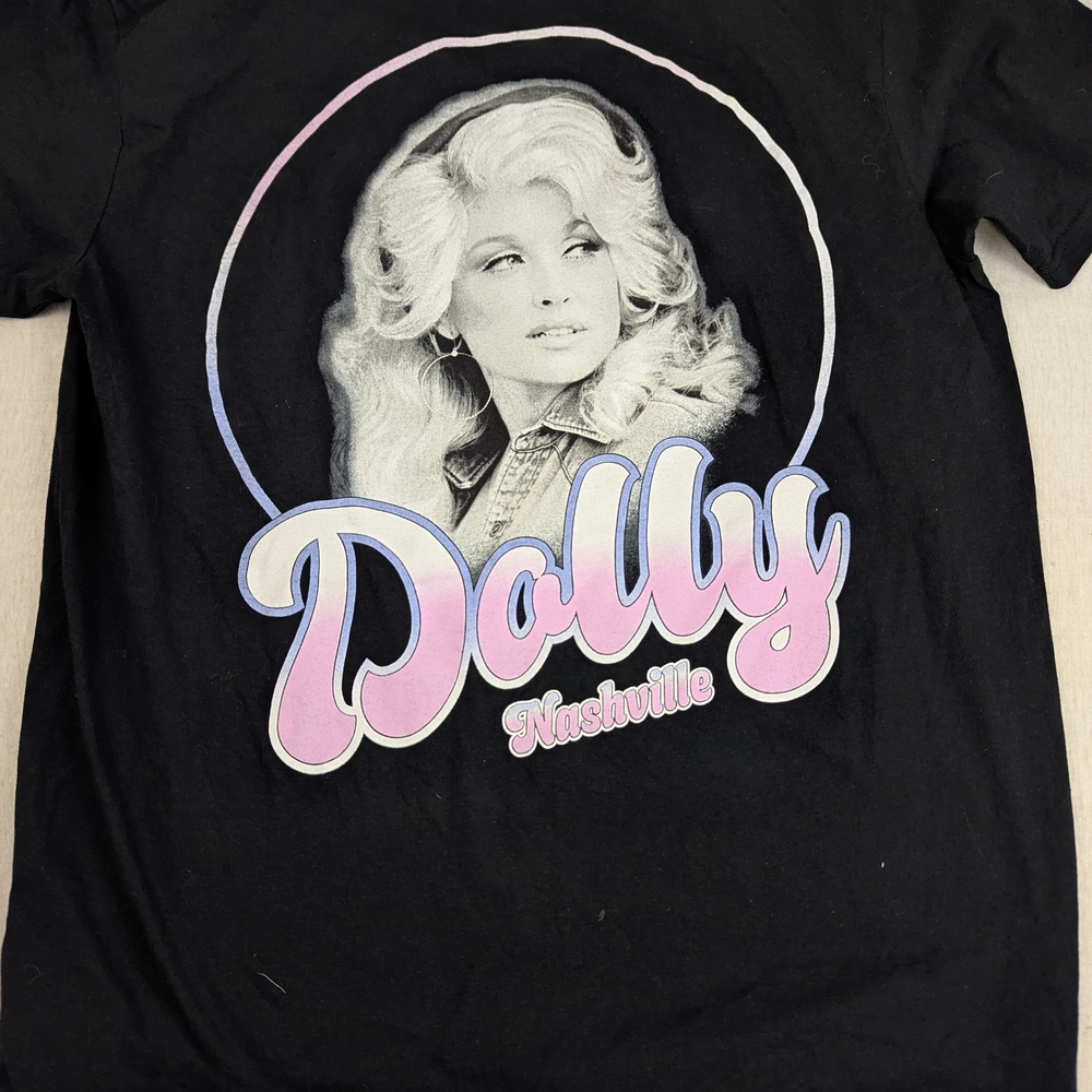 Dolly Parton Nashville Black Tee With Beautiful Graphic On Front Large